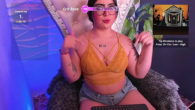 April  foxx online show from October 18, 2:42 pm