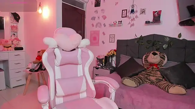 Fia   online show from October 1, 12:59 am