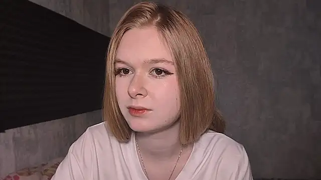 LiaVibes online show from April 7, 7:21 am