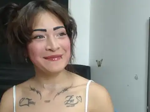 evelynesex online show from April 15, 3:40 am