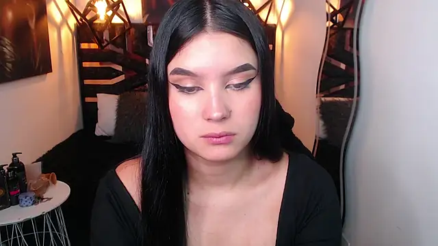 Natalie loffreda online show from April 9, 7:52 pm