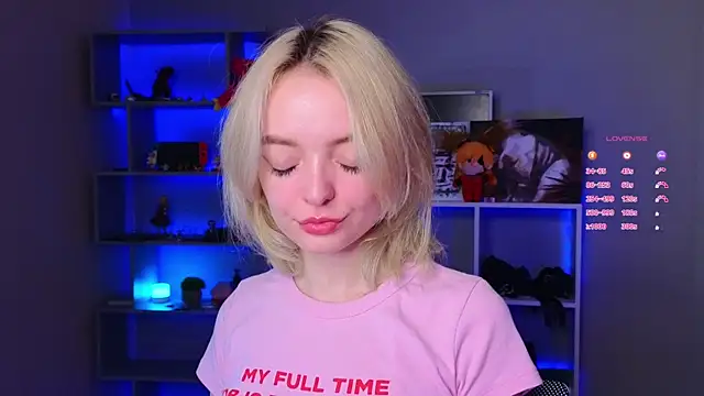 ShizukaBlanche online show from September 15, 3:15 am