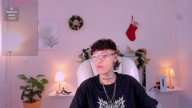 Luci Rose online show from November 22, 4:37 am