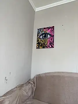 April Purr online show from April 6, 7:42 am