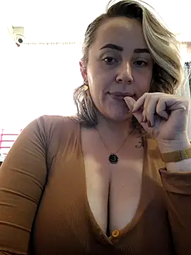 CurvyLust x online show from October 1, 2:44 pm