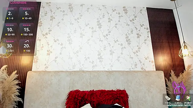 RubyMonroe  online show from October 17, 7:17 pm