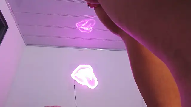 valerii fox 69 online show from April 19, 3:39 am