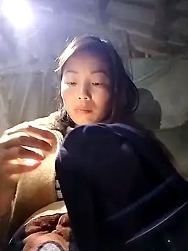 Annaacutee online show from January 15, 7:36 am