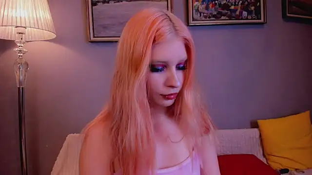 VelvetBlitz online show from October 11, 10:01 pm