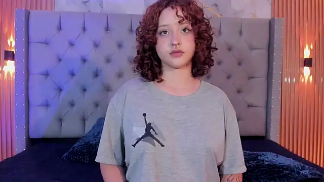 Suxan White  online show from September 12, 12:56 pm