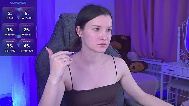 AgataWillis online show from April 7, 5:04 pm