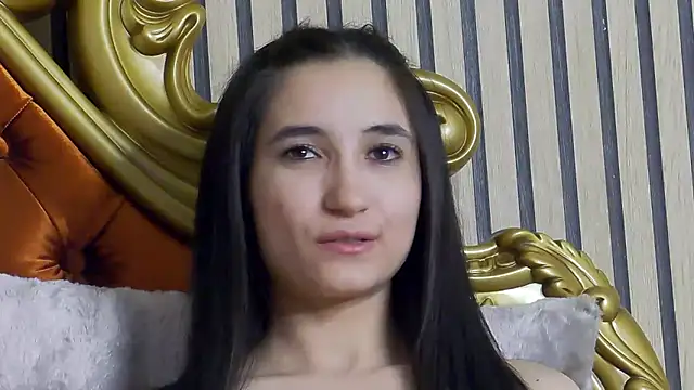 CarolinaBlair online show from April 16, 9:50 pm