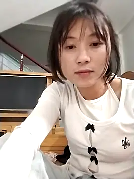 linda bae00 online show from November 21, 8:38 am