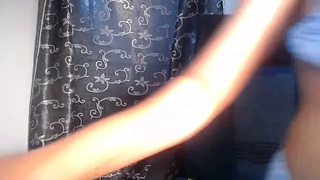 Spicy Maxy online show from October 11, 9:25 am