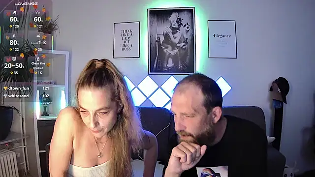 XBellaXundXUweX online show from September 30, 7:30 pm