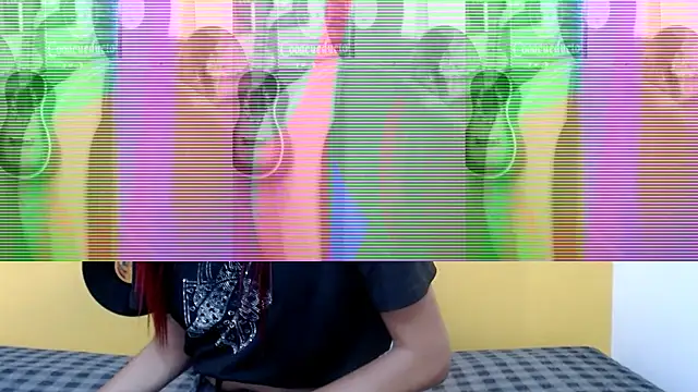 skinnyverus18 online show from April 12, 7:38 pm