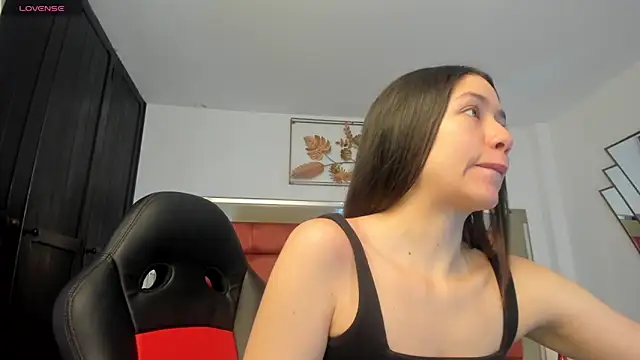 SaraWagner  online show from September 19, 6:07 pm