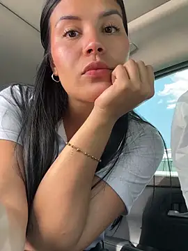 MacaW09 online show from February 20, 4:19 pm