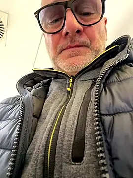 eddivad6974 online show from January 17, 11:40 am