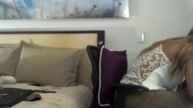 Mirianzapata 1 online show from April 9, 4:15 am