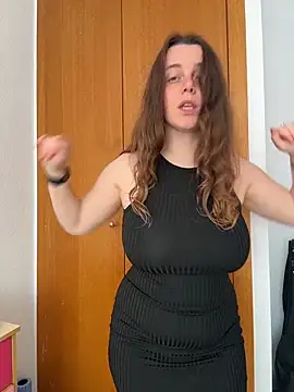 TenderLaGlamor online show from March 15, 2:52 pm