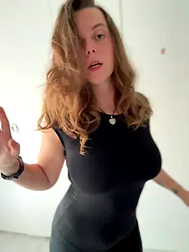 TenderLaGlamor online show from September 21, 5:00 pm