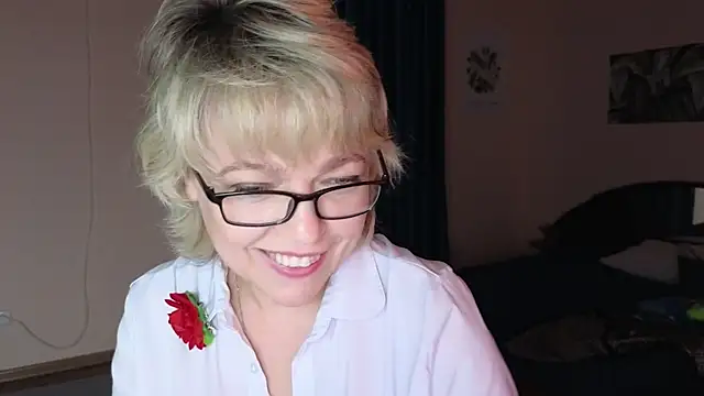 Rosette Pricky online show from December 5, 2:40 pm