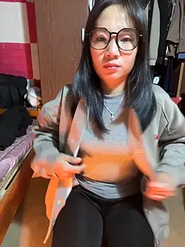 AAANINE22 online show from October 29, 1:37 pm