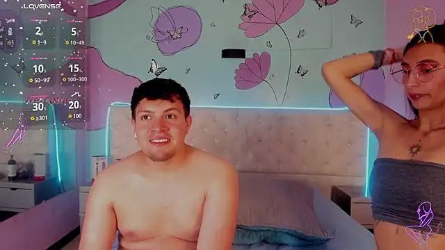 Ethan N Abby online show from January 10, 8:35 pm