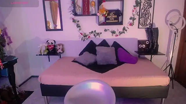 Dakota ro online show from March 10, 8:13 pm