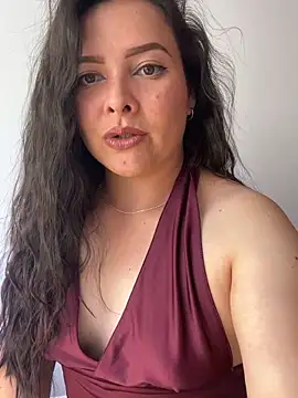 amaia monet online show from March 11, 7:49 pm