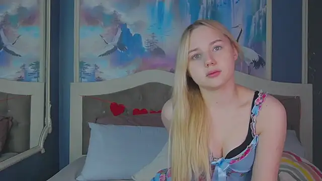 Sky Cutie online show from March 1, 6:02 am