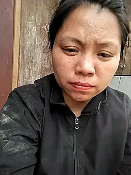 venu00 online show from March 10, 5:00 am