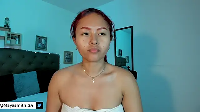 MAYASMITH   online show from May 16, 12:35 am