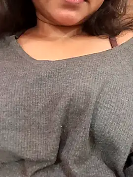 Aaradhya Sharma online show from February 18, 2:10 am