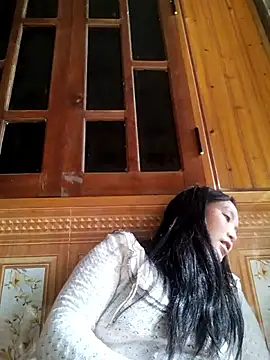 miss-su online show from March 24, 8:52 am