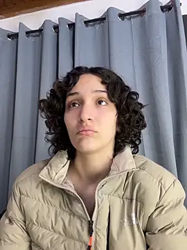 TeensNews18 online show from February 13, 11:45 am