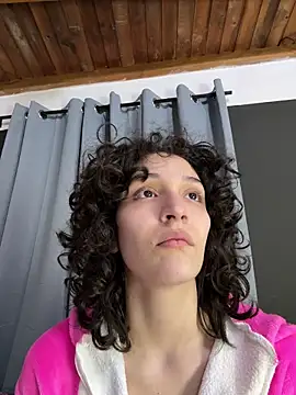 TeensNews18 online show from April 5, 11:59 pm