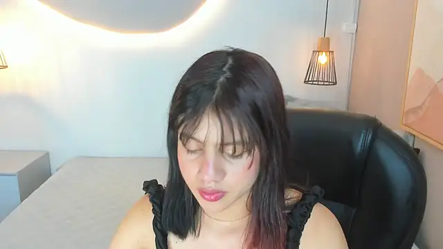 Julieth brown  online show from October 16, 8:22 pm