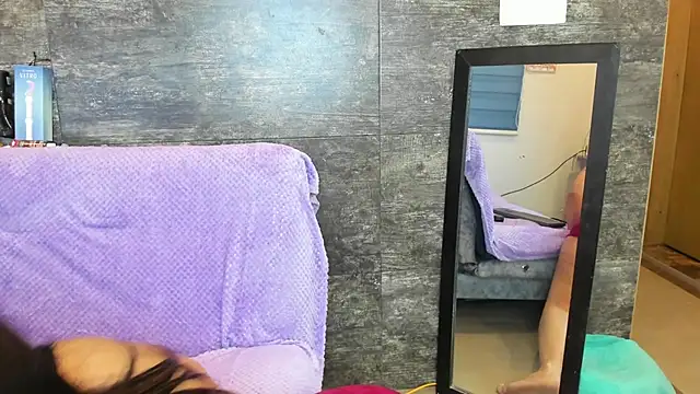 oriana olsen online show from February 10, 1:52 am