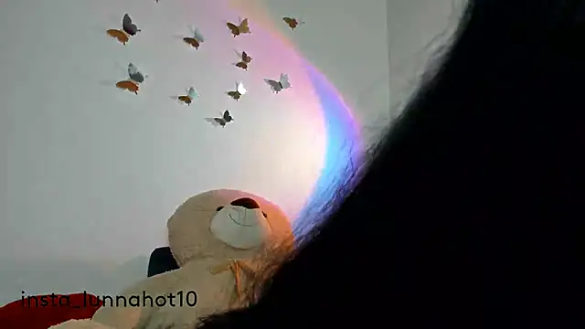 natyhot20 online show from March 3, 1:00 am