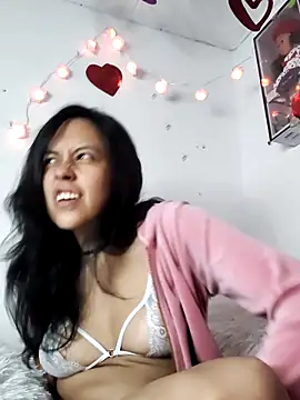 Queen Ashly online show from March 6, 2:06 am