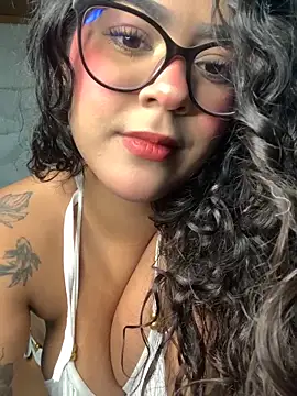 caritobeachdh online show from November 28, 6:38 am