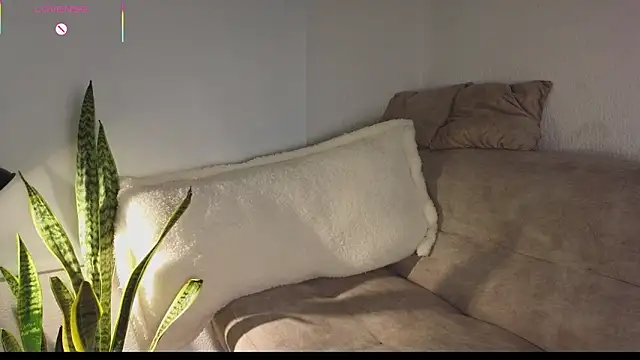 NicoleLeinn online show from November 21, 11:07 pm