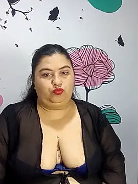 curvy diva  online show from October 15, 11:46 am