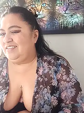 curvy diva  online show from October 2, 1:49 pm