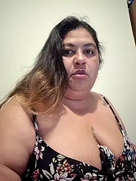 curvy diva  online show from February 15, 11:09 am