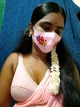 mini-queen online show from September 8, 2:27 pm