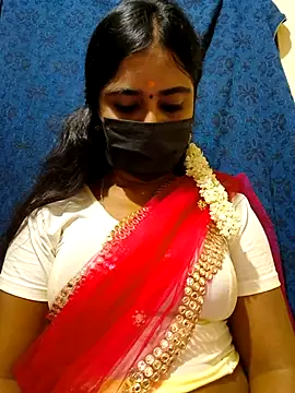 mini-queen online show from November 23, 3:57 pm