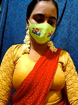 mini-queen online show from November 22, 3:37 pm